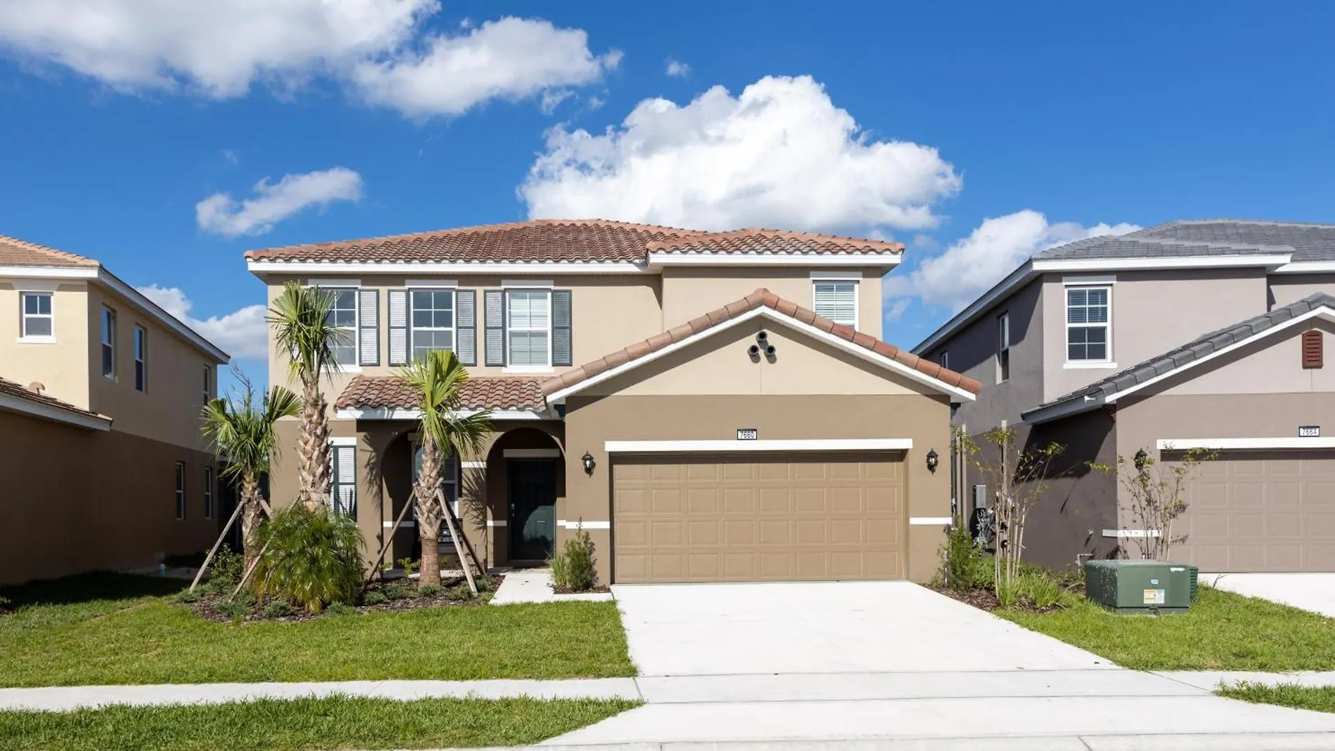 Holiday home 5 Bed Pool Home With Awesome Game Room Davenport